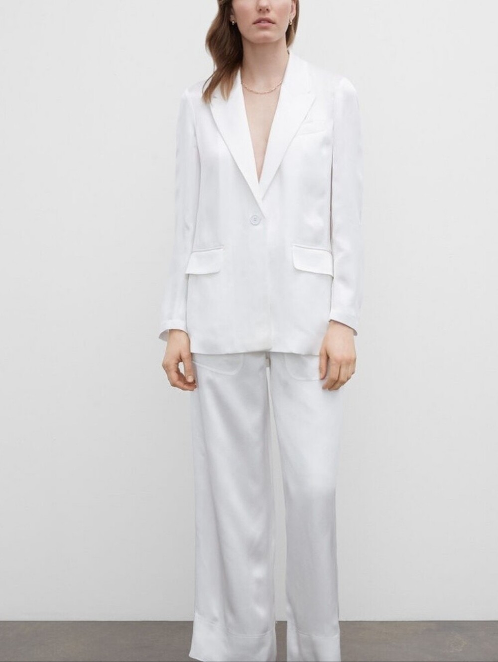 $289 Club Monaco Satin Relaxed Fit Blazer in Blanc de Blanc Ivory White